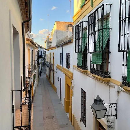 La Casa De La Escalera Appartamento *